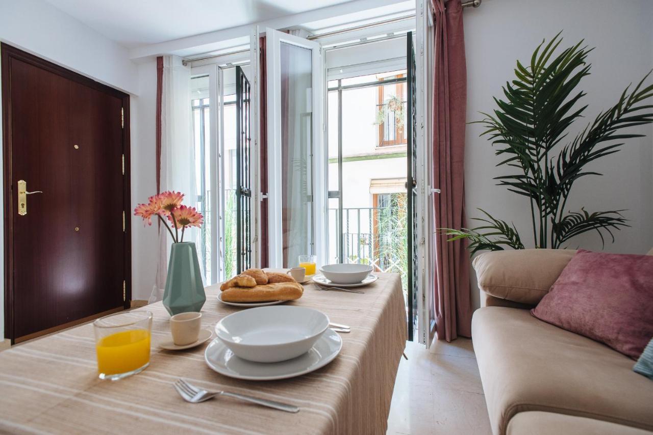 Sbh1 Beautiful 1 Bedroom Apartment In City Center Севилья Экстерьер фото